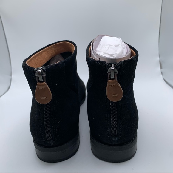 NWOB Gentle Souls Women's by Kenneth Cole Emma Bootie suede black size 6M 680 - Picture 6 of 9